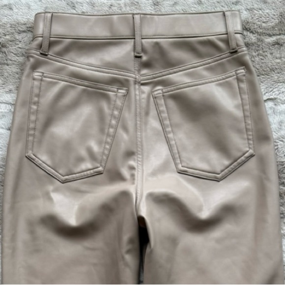 ABERCROMBIE & FITCH The '90s Straight Ultra High Rise Vegan Leather Pants - Picture 6 of 15